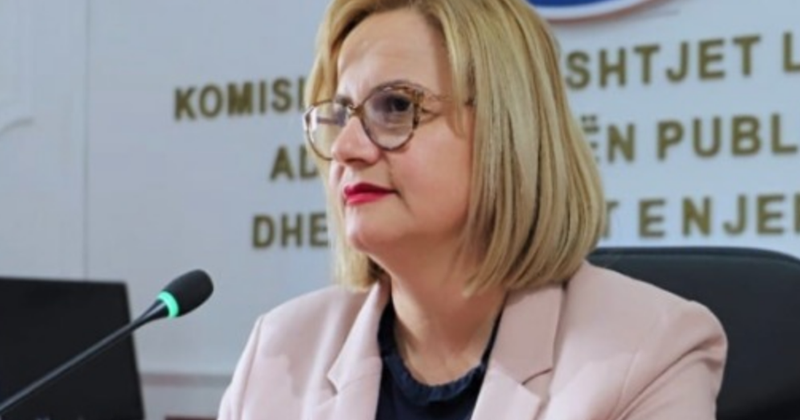 Mesazhe me Llagamin për SPAK? Reagon Klotilda Bushka: Janë shpifje dhe baltë nga port-hale të caktuara! Do ndjek rrugën ligjore Mesazhe me Llagamin për SPAK? Reagon Klotilda Bushka: Janë shpifje dhe baltë nga port-hale të caktuara! Do ndjek rrugën ligjore