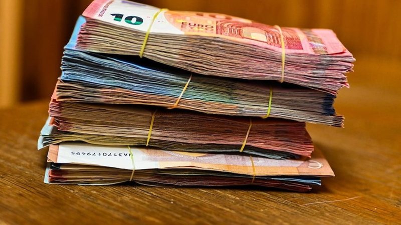 Lamtumirë jetës “pa para”! Vendet europiane që po braktisin pagesat digjitale Lamtumirë jetës “pa para”! Vendet europiane që po braktisin pagesat digjitale