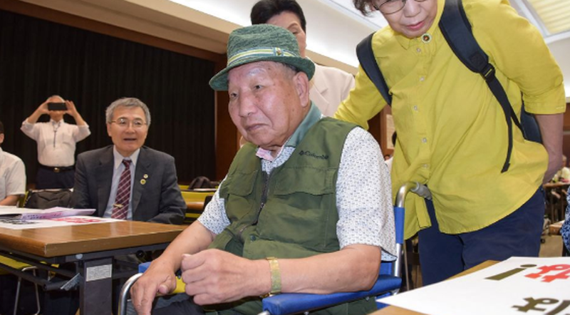 40 vite në burg, Ish-boksieri shpallet i pafajshëm dhe merr 1,4 milionë $ dëmshpërblim 40 vite në burg, Ish-boksieri shpallet i pafajshëm dhe merr 1,4 milionë $ dëmshpërblim