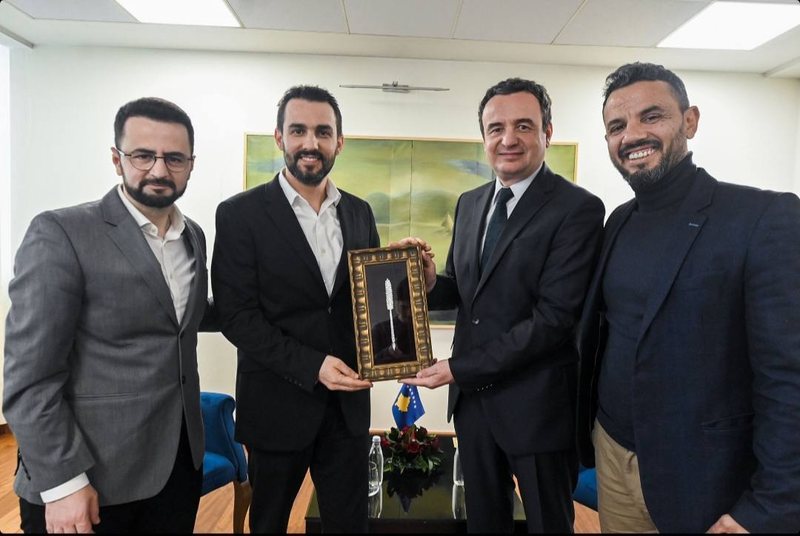 Pasi dështoi vetë të sfidonte Ramën në zgjedhje, Albin Kurti i ka shpresat tek Adriatik Lapaj Pasi dështoi vetë të sfidonte Ramën në zgjedhje, Albin Kurti i ka shpresat tek Adriatik Lapaj