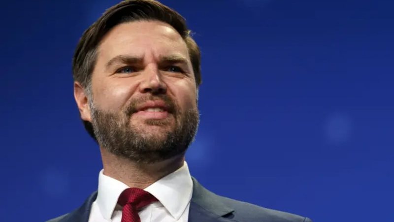 Vance pas vendimit për Ukrainën: Europianët fryhen në publik dhe thonë jemi me Zelenskyn, por kur na marrin në telefon privatisht thonë… Vance pas vendimit për Ukrainën: Europianët fryhen në publik dhe thonë jemi me Zelenskyn, por kur na marrin në telefon privatisht thonë…