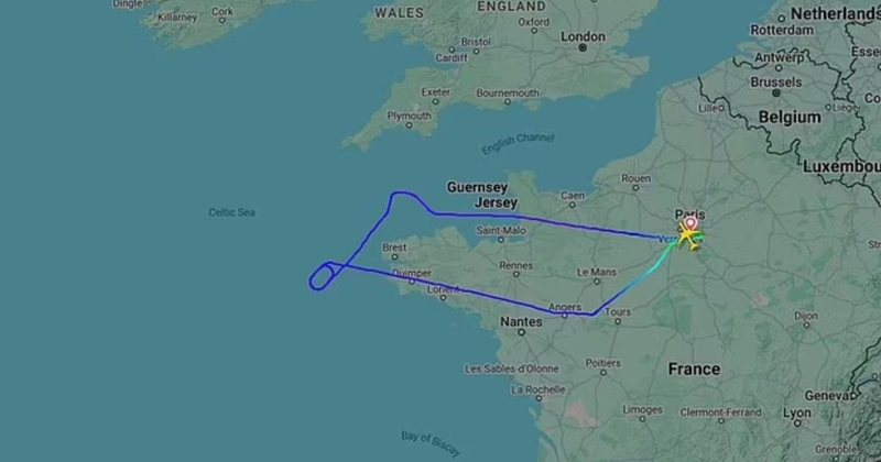 Avioni me 375 pasagjerë rikthehet në Paris 2 orë pasi u ngrit nga pista, arsyeja do t’iu befasojë Avioni me 375 pasagjerë rikthehet në Paris 2 orë pasi u ngrit nga pista, arsyeja do t’iu befasojë