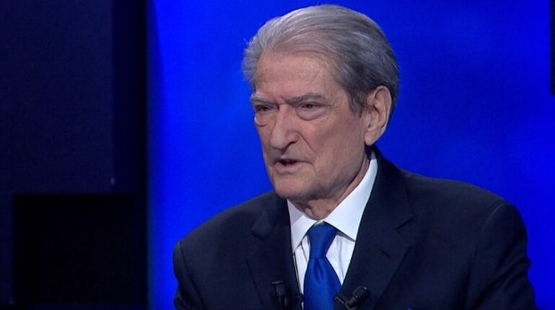 Humbja e pronotuar prej vitesh! Berisha nuk do njohë zgjedhjet e 11 majit, nëse nuk i fiton ai Humbja e pronotuar prej vitesh! Berisha nuk do njohë zgjedhjet e 11 majit, nëse nuk i fiton ai