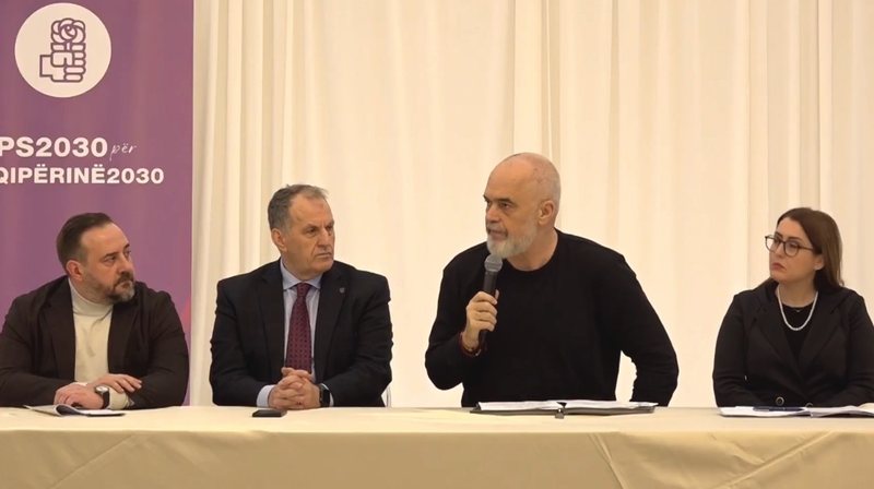 Nuk do të blejmë më energji nga jashtë, por do kemi mundësi edhe t’ua shesim të tjerëve Nuk do të blejmë më energji nga jashtë, por do kemi mundësi edhe t’ua shesim të tjerëve