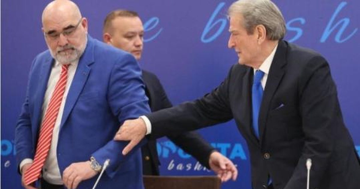 Bashkëpunimi PD-LaCivita, Ngjela: Janë mashtrime! LaCivita përfaqëson një subjekt privat që të “kref” lekët jo SHBA! Berisha i skeduar non grata nuk vjen kurrë në pushtet Bashkëpunimi PD-LaCivita, Ngjela: Janë mashtrime! LaCivita përfaqëson një subjekt privat që të “kref” lekët jo SHBA! Berisha i skeduar non grata nuk vjen kurrë në pushtet