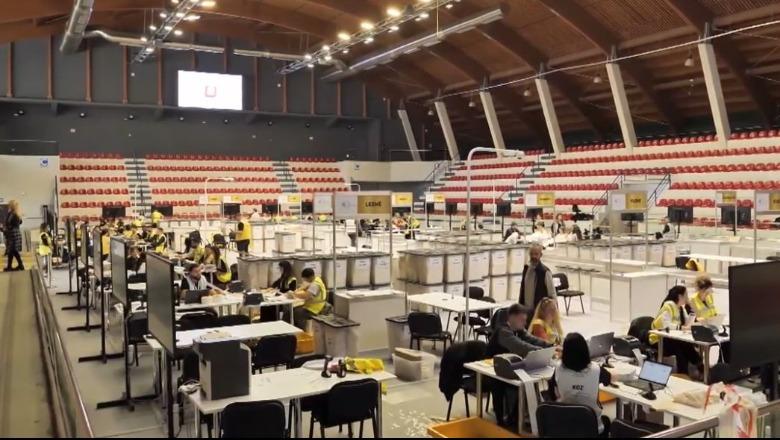 Votat e para nga diaspora, zarfet erdhën nga Amerika, Norvegjia, Anguila dhe Turqia! KQZ po punon të dorëzojë edhe 50 mijë të fundit