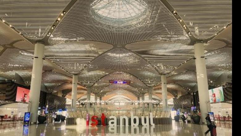 Aeroporti më i shtrenjtë në botë? Stambolli, Lazanja është 24.5 euro, birra 17.5 dhe për një Big Mac duhen 21.5 euro Aeroporti më i shtrenjtë në botë? Stambolli, Lazanja është 24.5 euro, birra 17.5 dhe për një Big Mac duhen 21.5 euro