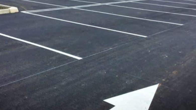 VIDEO/ Donin të iknin pa paguar: Roja i parkingut u varet në kofanon e makinës turistëve turq, e hedhin në tokë pas disa metrave dhe plagoset në kokë! Arrestohet çifti i të huajve VIDEO/ Donin të iknin pa paguar: Roja i parkingut u varet në kofanon e makinës turistëve turq, e hedhin në tokë pas disa metrave dhe plagoset në kokë! Arrestohet çifti i të huajve