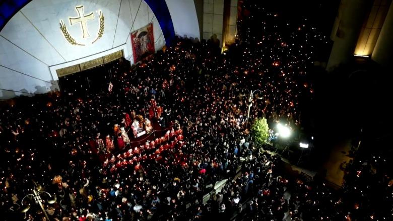 Krishti u Ngjall! Mijëra besimtarë ortodoksë e katolikë kremtojnë Pashkët në mbarë vendin! Krypeshkopi Joan e Imzot Dodaj mesazhe shprese Krishti u Ngjall! Mijëra besimtarë ortodoksë e katolikë kremtojnë Pashkët në mbarë vendin! Krypeshkopi Joan e Imzot Dodaj mesazhe shprese
