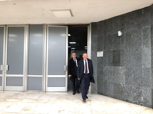 Prokurorë të shkarkuar për korrupsion, skafistë, mashtruesë dhe të dënuar! “Karta biankë” parasë me origjinë të dyshimtë në kulla që morën lejen