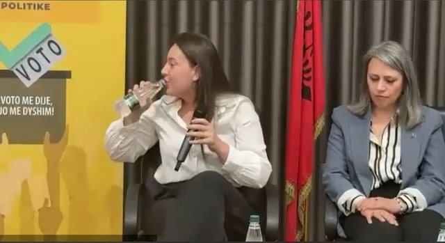 VIDEO/ Alessia Balliu nxjerr gafat e kandidatës së Berishës: Ja ç’ prodhon nepotizmi VIDEO/ Alessia Balliu nxjerr gafat e kandidatës së Berishës: Ja ç’ prodhon nepotizmi