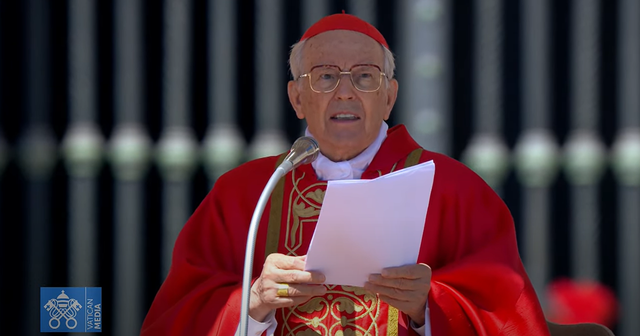 Ceremonia e lamtumirës së Atit të Shenjtë/ Kardinali Giovanni Battista Re: I dashur Papa Françesku, tani të kërkojmë ty që të lutesh për ne Ceremonia e lamtumirës së Atit të Shenjtë/ Kardinali Giovanni Battista Re: I dashur Papa Françesku, tani të kërkojmë ty që të lutesh për ne