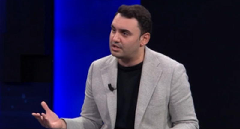 Ç’po ndodh me SPAK? Përgënjeshtron Belind Këlliçin me diplomë… pa diplomë, por hesht për ta akuzuarpër shpifje Ç’po ndodh me SPAK? Përgënjeshtron Belind Këlliçin me diplomë… pa diplomë, por hesht për ta akuzuarpër shpifje