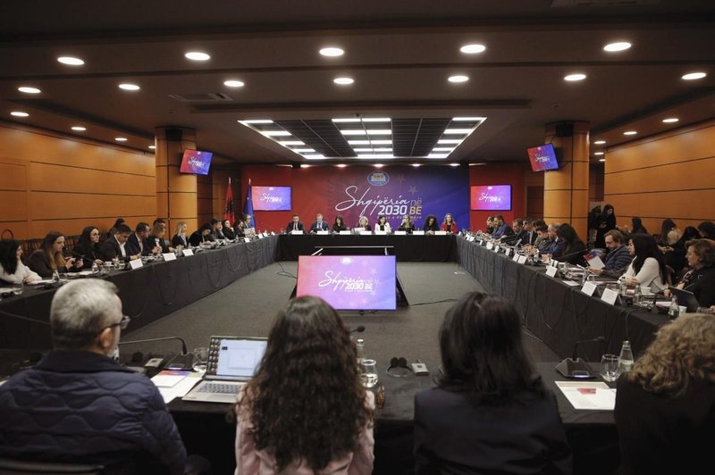 Tre panele diskutimi, prezantohet drafti i Planit Kombëtar të Veprimit për Mirëqeverisjen, Antikorrupsionin dhe Sundimin e Ligjit Tre panele diskutimi, prezantohet drafti i Planit Kombëtar të Veprimit për Mirëqeverisjen, Antikorrupsionin dhe Sundimin e Ligjit