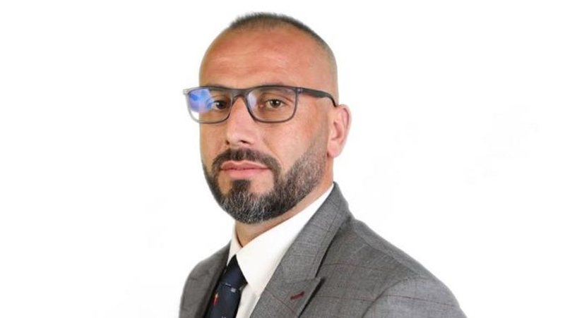 Faik Basha braktis Partinë e Lirisë, i bashkohet PS-së: Politikat klanore dominojnë mbi idealet