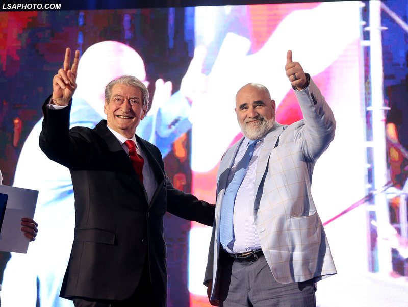 Berisha flet broçkulla! I duket PD e tij si bankë private: Nuk kam shpenzuar asnjë qindarkë personale për LaCivitën, u pagua nga PD!