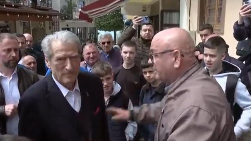 Mos u tallni me pleqërinë e Berishës por me ëndrrën për t’u bërë dhëndër sërish