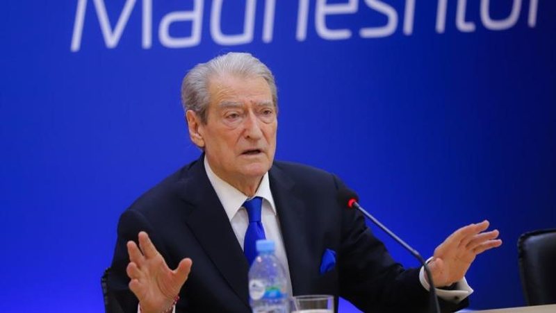 Berisha porosit demokratët të mos u vij turp nga kontrata me LaCivitën: Jemi të fortë kemi miq… paguajmë miliona