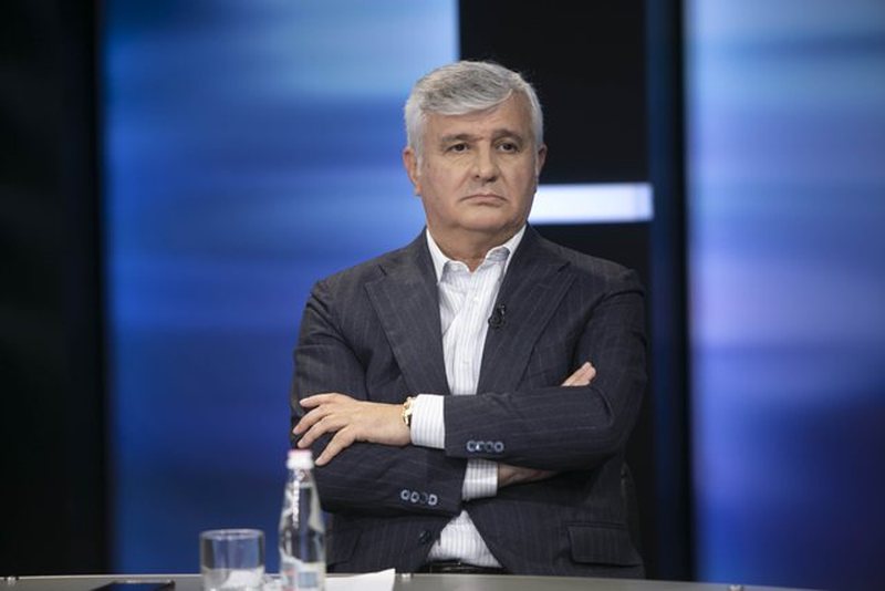 “Informacioni është i mangët dhe tendencioz”! Avokati Maks Haxhia: Ja kush i nxori përgjimet e Erion Veliajt “Informacioni është i mangët dhe tendencioz”! Avokati Maks Haxhia: Ja kush i nxori përgjimet e Erion Veliajt