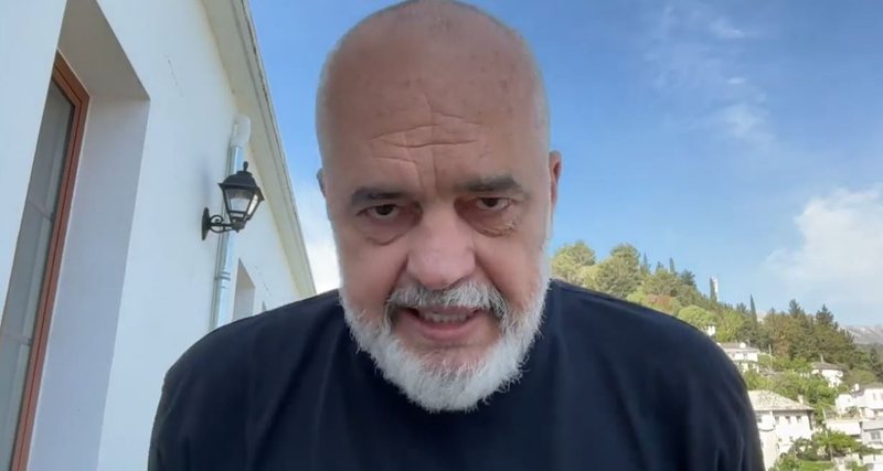 Debati për fotot nudo, Edi Rama: U bënë këta zhabulanë të më bëjnë moral mua dhe më tregojnë familjen