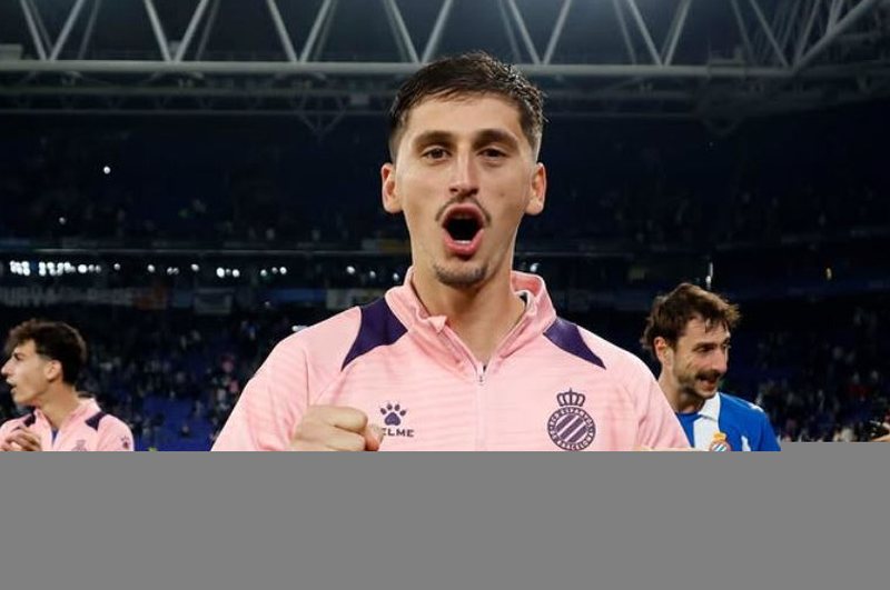 Kumbulla rilind në Barcelonë, gati që ta blejnë mbrojtësin e Kombëtares nga Roma