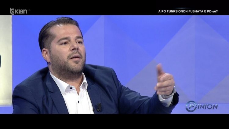 VIDEO/ “3 herë gabim”! Gazetari Anri Bala liston dobësitë e fushatës së Partisë Demokratike VIDEO/ “3 herë gabim”! Gazetari Anri Bala liston dobësitë e fushatës së Partisë Demokratike