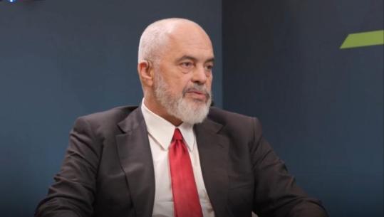 Intervista e kryeministrit Edi Rama me producentin Richard Attias: BE një mjek me shumë pacientë, hahen me njëri-tjetrin për të gjetur diagnozën Intervista e kryeministrit Edi Rama me producentin Richard Attias: BE një mjek me shumë pacientë, hahen me njëri-tjetrin për të gjetur diagnozën