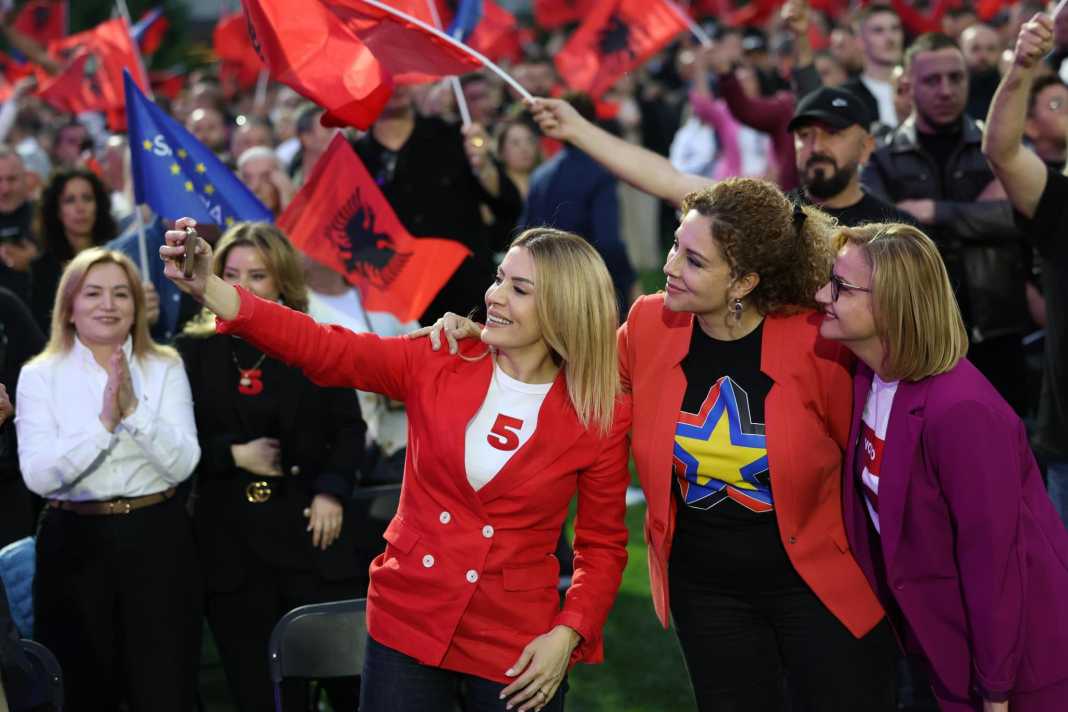 Vetëm dy vota bënë diferencën, Xhaçka i merr mandatin Gjylametit në Tiranë, si u renditën kandidatët e tjerë Vetëm dy vota bënë diferencën, Xhaçka i merr mandatin Gjylametit në Tiranë, si u renditën kandidatët e tjerë