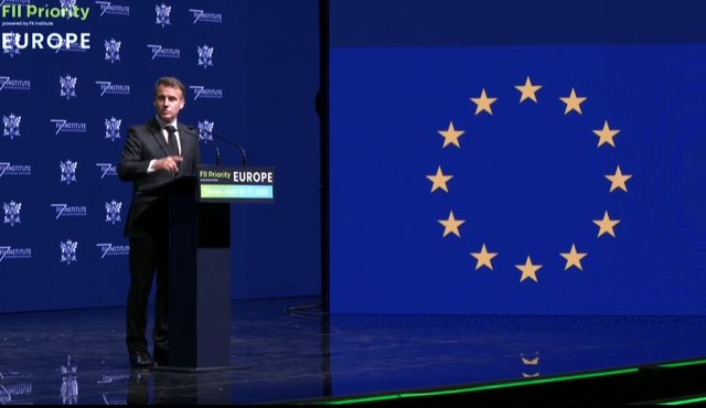 “Investoni në Shqipëri”! Macron: Keni udhëheqje të fortë, jo se Edi është miku im por se ka rezultate. Dy vitet që vijnë do jenë në BE