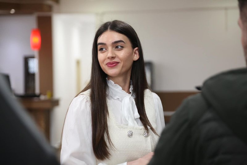 Kandidatja e PD, kërkon në KQZ mandatin e Arjan Ndojas Kandidatja e PD, kërkon në KQZ mandatin e Arjan Ndojas