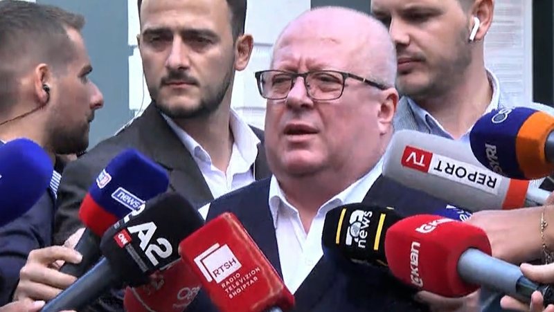 Ilir Meta nga burgu: Ja arsyeja pse zgjodha avokat të ri Ilir Meta nga burgu: Ja arsyeja pse zgjodha avokat të ri