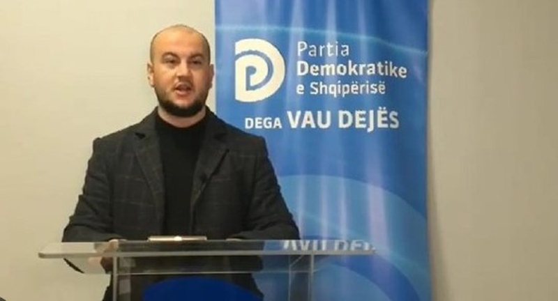 Denoncimi me dokumente në “Fiks Fare”: Kandidati i PD-së në Shkodër, me kartelë psikiatrie… Denoncimi me dokumente në “Fiks Fare”: Kandidati i PD-së në Shkodër, me kartelë psikiatrie…