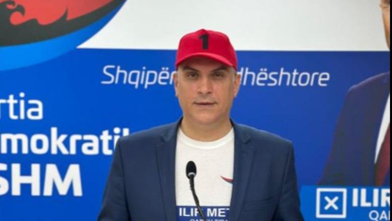 Vetëm Tedi Blushi e di se si mund t’i liroi të burgosurit dhe…Metën, premton lirinë pas 11 majit: Na votoni ne, t’u nxjerrim jashtë burgut Vetëm Tedi Blushi e di se si mund t’i liroi të burgosurit dhe…Metën, premton lirinë pas 11 majit: Na votoni ne, t’u nxjerrim jashtë burgut