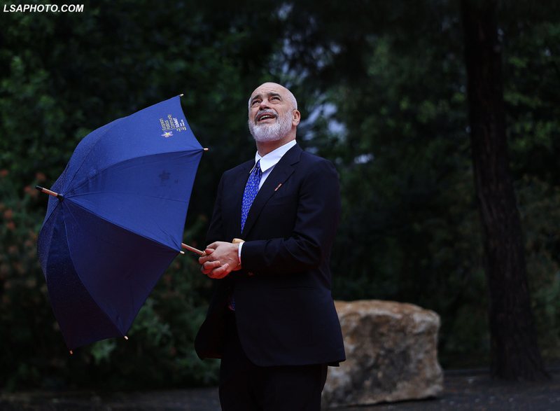 Arsyeja e qetësisë së thellë të Edi Ramës Arsyeja e qetësisë së thellë të Edi Ramës