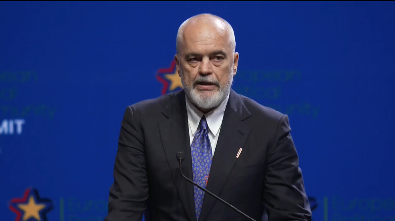 A jeni dakord me kritikat e OSBE/ODIHR për zgjedhjet? Rama: Janë pak fjali nga një raport… A jeni dakord me kritikat e OSBE/ODIHR për zgjedhjet? Rama: Janë pak fjali nga një raport…