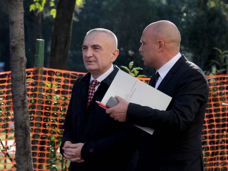 “Ia kaloi dhe Enver Hoxhës”! Ylli Manjani për Ilir Metën: E pabesueshme, nuk kishte pse të katandisej kështu… “Ia kaloi dhe Enver Hoxhës”! Ylli Manjani për Ilir Metën: E pabesueshme, nuk kishte pse të katandisej kështu…