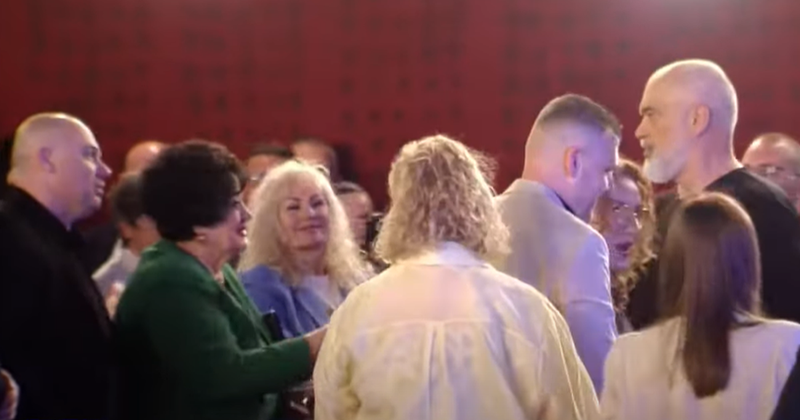 Fitore e thellë e PSD-së në Vaun e Dejës! Rama pati paralajmëruar “tradhtinë”: Kristian mos luaj me dy porta.. Fitore e thellë e PSD-së në Vaun e Dejës! Rama pati paralajmëruar “tradhtinë”: Kristian mos luaj me dy porta..