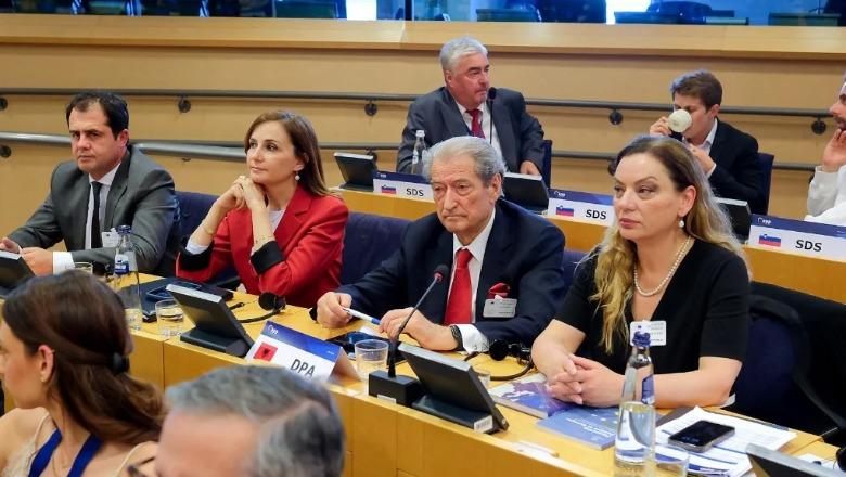 FOTOLAJM/ Shqiptarët trafikantët më të rrezikshëm…! Mos i harroni këta katër fytyra që nxijnë Shqipërinë dhe shqiptarët në Europë  për t’i  ngrënë Ramës…