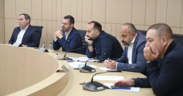 Carlo Bollino: Rinumërimi i kutive, akti i fundit i korrupsionit dhe shpërdorimit i një politikani të mbaruar Carlo Bollino: Rinumërimi i kutive, akti i fundit i korrupsionit dhe shpërdorimit i një politikani të mbaruar