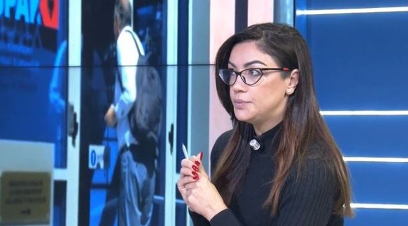 “Jam në top formë, hajde më shiko”! Ilir Meta mesazh gazetares: Pi vetëm lëng boronice Puke, të ftoj në qelinë time!