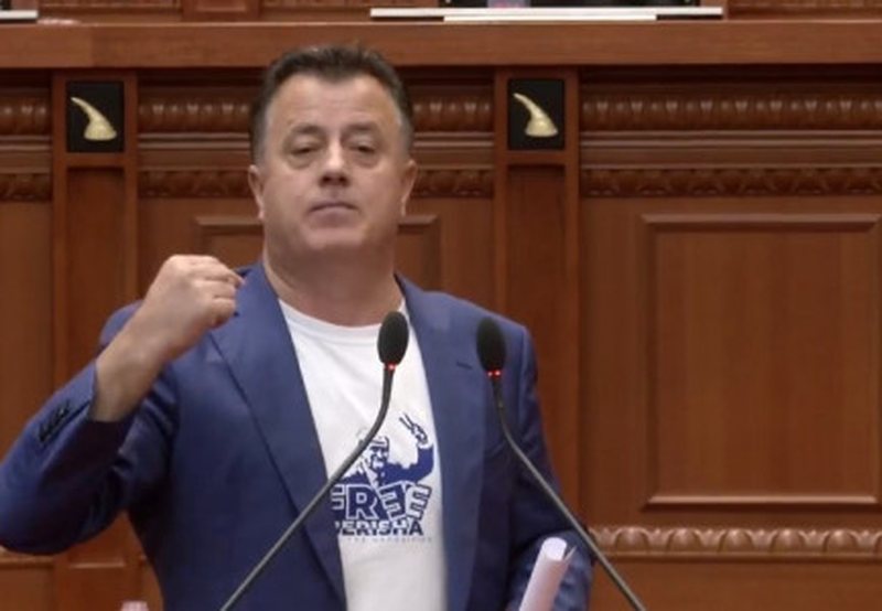 Lelo sqaron Mulin për suksesin mediatik të Doktorit