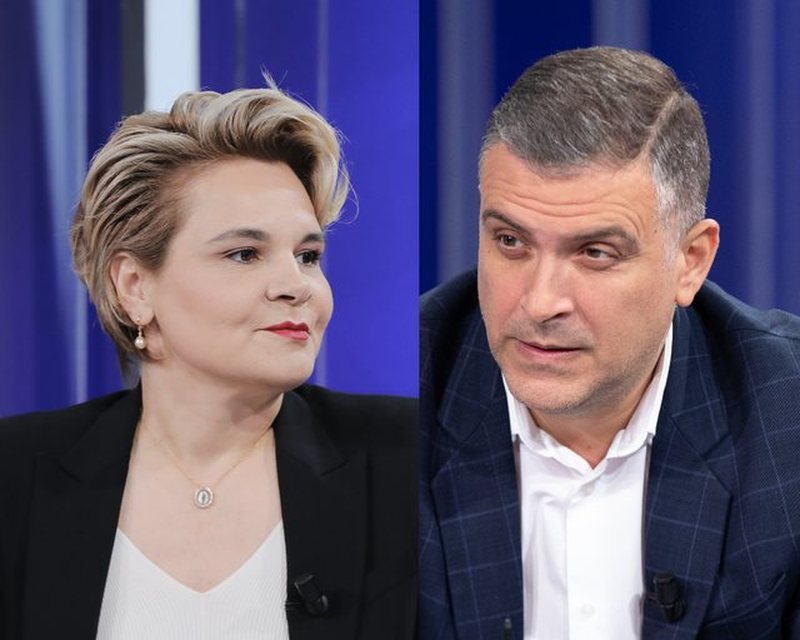 Kryemadhi fushatë për PL, Blushi: Shaka e madhe! Ftonte njerëzit të votonin Metën dhe godiste bashkëpunëtorët e tij Kryemadhi fushatë për PL, Blushi: Shaka e madhe! Ftonte njerëzit të votonin Metën dhe godiste bashkëpunëtorët e tij