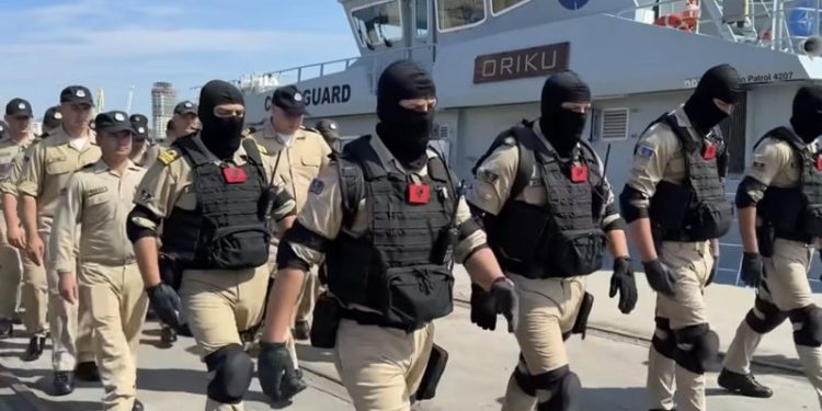 Pas urdhrit të Trump, dhjetëra të arrestuar: Ushtria në rrugët e Los Angeles!