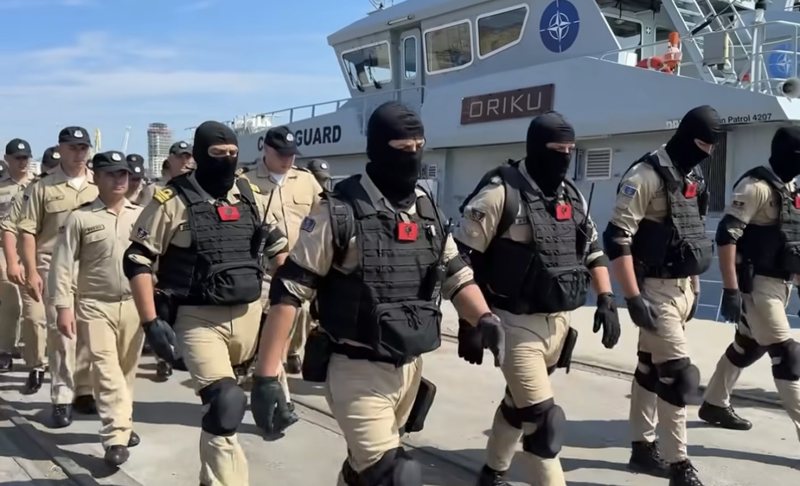 Rama ndan pamje nga stërvitja e “Defender 25”: Një nga më të mëdhatë dhe më komplekset e dekadës së fundit në Europë dhe Afrikë Rama ndan pamje nga stërvitja e “Defender 25”: Një nga më të mëdhatë dhe më komplekset e dekadës së fundit në Europë dhe Afrikë