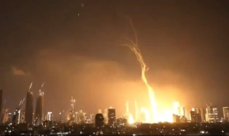 VIDEO/ Irani kundërpërgjigjet, lëshon mbi 100 raketa drejt Izraelit