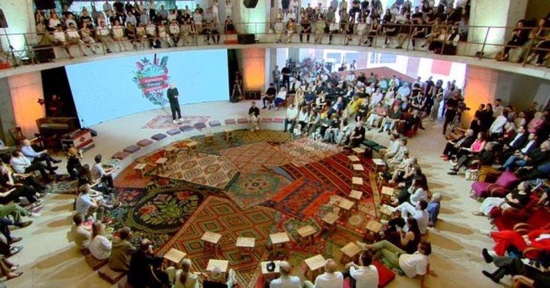 Hread & Heart Festival mbledh në Tiranë arkitektë nga gjithë bota, Rama: Shqipëria hyn në një tjetër hartë prestigjioze të Europës Hread & Heart Festival mbledh në Tiranë arkitektë nga gjithë bota, Rama: Shqipëria hyn në një tjetër hartë prestigjioze të Europës