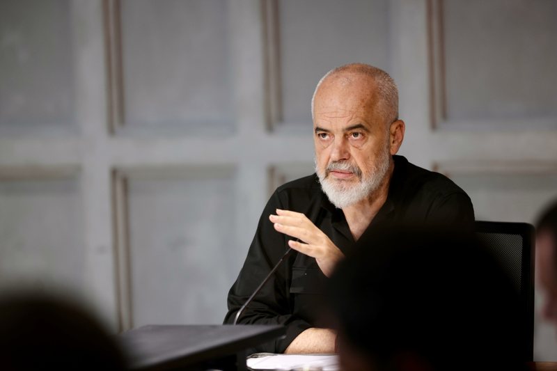 Rama: Shqipëria, sërish në qendër të diplomacisë ndërkombëtare Rama: Shqipëria, sërish në qendër të diplomacisë ndërkombëtare