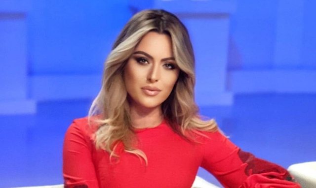 Ditar i një shqiptareje nga Maqedonia e Veriut