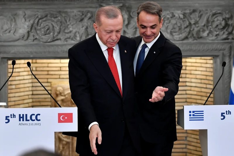 Erdogan “qetëson” Greqinë: Nuk i’u bëjmë gjë, nëse qendroni mirë Erdogan “qetëson” Greqinë: Nuk i’u bëjmë gjë, nëse qendroni mirë