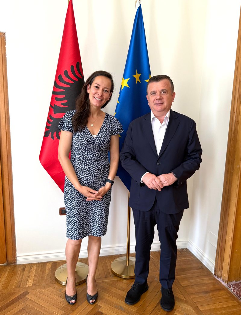 Një shqiptare nga Elbasani në krye të bankës “J.P. Morgan”: Balla pret Suela Danksin (Rossberg)